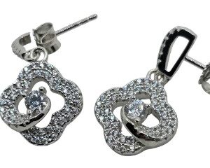 clover shaped drop earrings