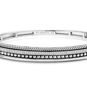 Sterling silver bangle